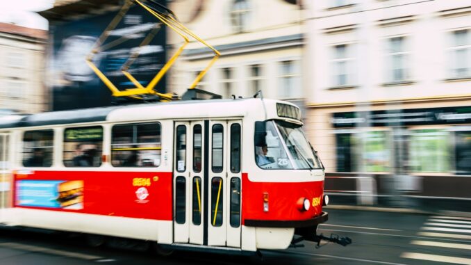 Le Transport et l’Environnement : Vers une Mobilité Plus Respectueuse de la Planète Le Transport et l’Environnement : Vers une Mobilité Plus Respectueuse de la Planète